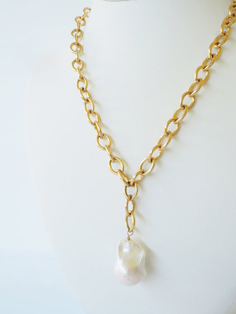 Class Act Necklace