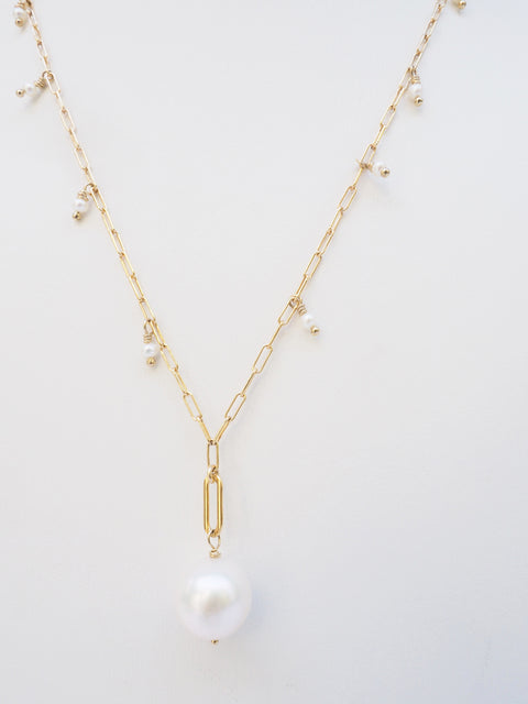 La Perle Necklace