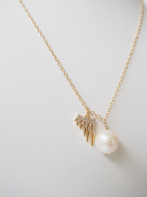 Une Perle Necklace-Wing