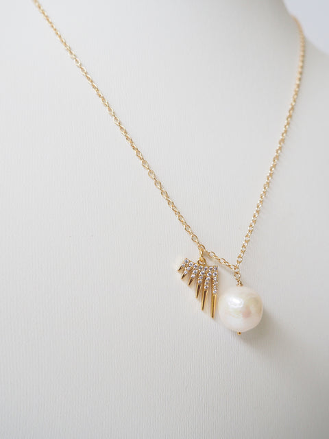 Une Perle Necklace-Wing